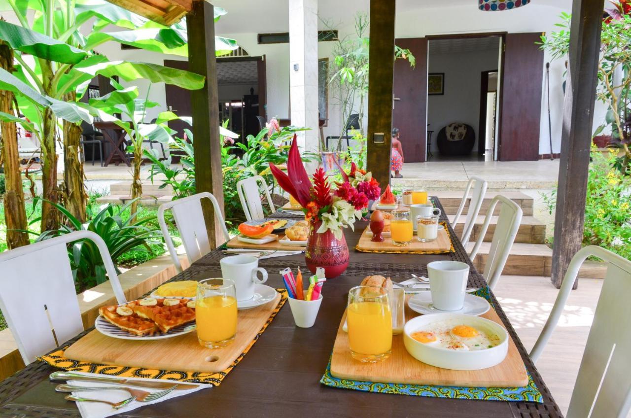 Gaia'S Garden B&B Abidżan Zewnętrze zdjęcie
